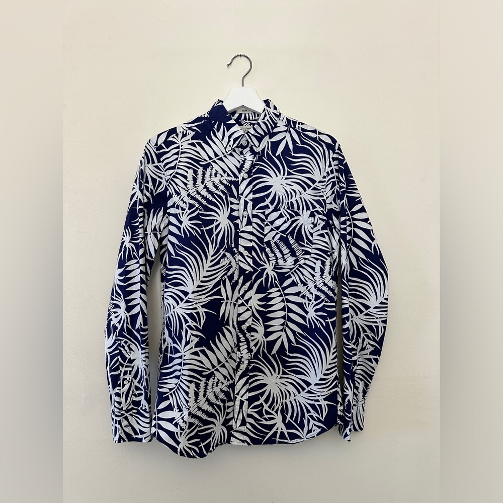 J.Crew Slim Secret Wash Shirt in Blue, Small